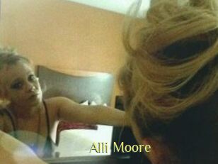 Alli_Moore