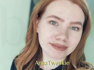 AnnaTwerkie