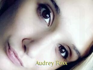 Audrey_Foxx