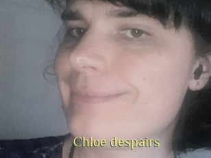 Chloe_despairs