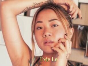 Evie_Le