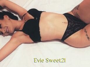 Evie_Sweet21