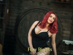 Foxy_BigTits_