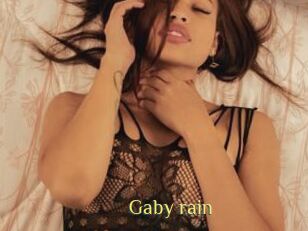 Gaby_rain