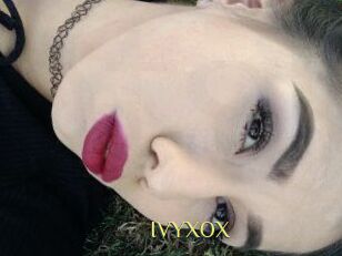 IVY_XOX
