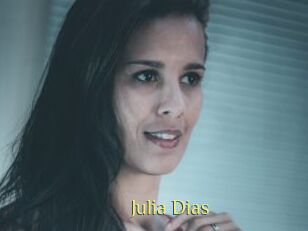 Julia_Dias
