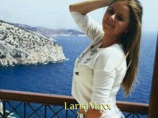 LarraMaxx