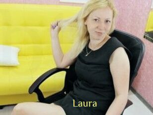 Laura_Tease