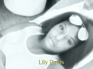 Lily_Davis