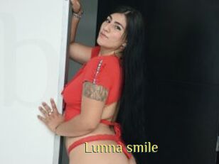 Lunna_smile