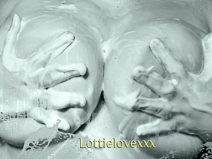 Lottielovexxx
