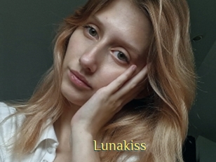 Lunakiss