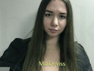 MiaDeviss