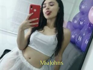 MiaJohns