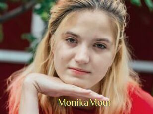 MonikaMour
