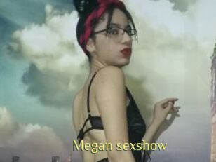 Megan_sexshow