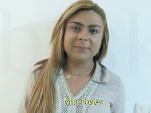 Mia_roses