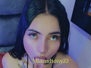 Miaandtony22
