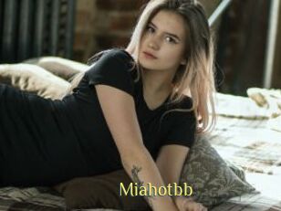 Miahotbb