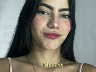Miiaaxx