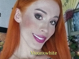 Moonxwhite