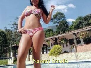 Naomy_Smalls
