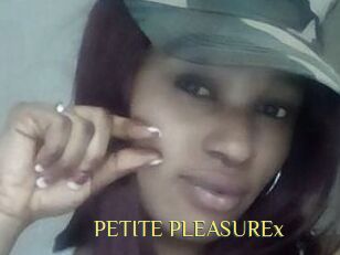 PETITE_PLEASUREx