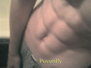 Pussedly