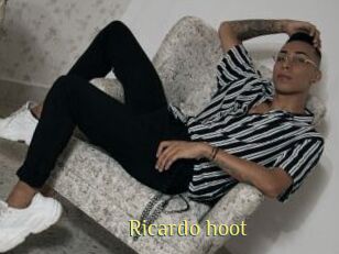 Ricardo_hoot