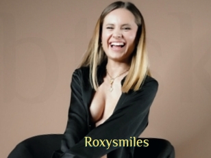 Roxysmiles