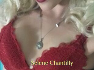 Selene_Chantilly