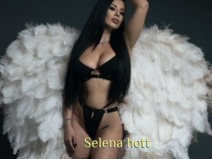 Selena_hott