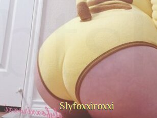 Slyfoxxiroxxi