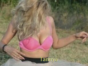 Tannya_