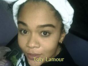 Toty_Lamour