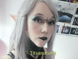 Titsandtarot