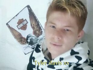 Tyler_davis_xx
