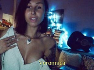 Veronnica